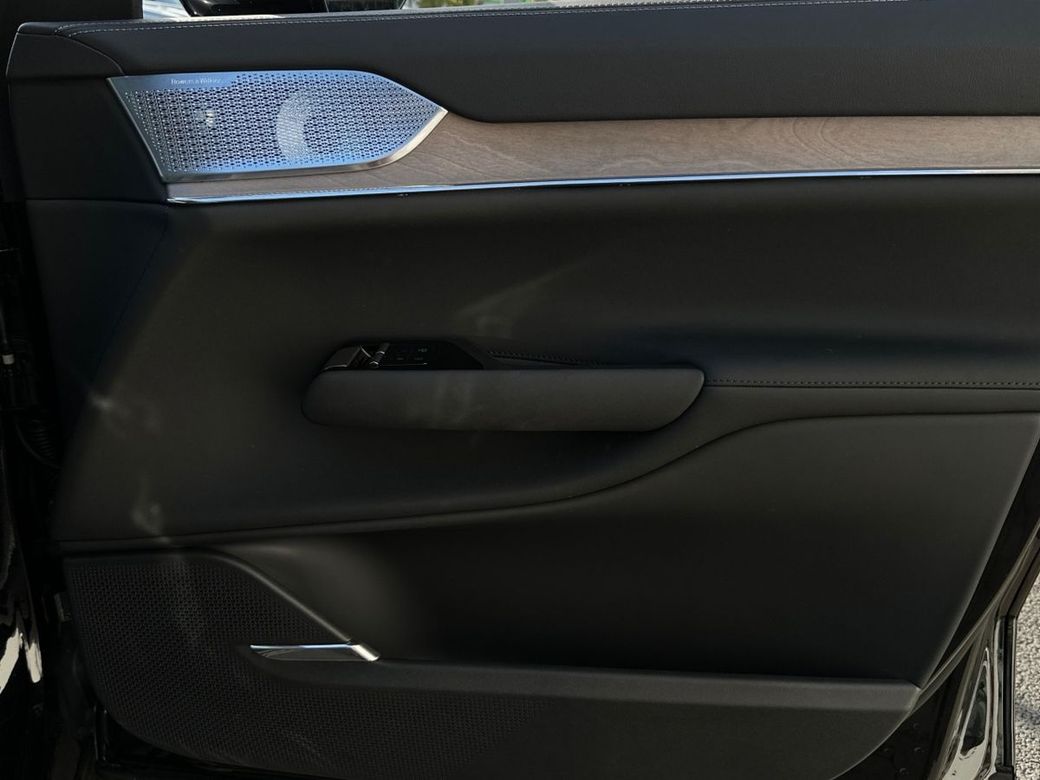 2026 Volvo EX90