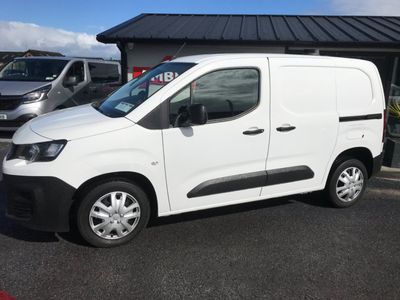 2022 Peugeot Partner
