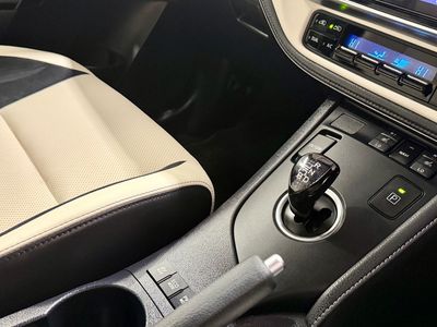 2017 Toyota Auris
