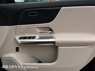 2025 Mercedes-Benz GLA Class