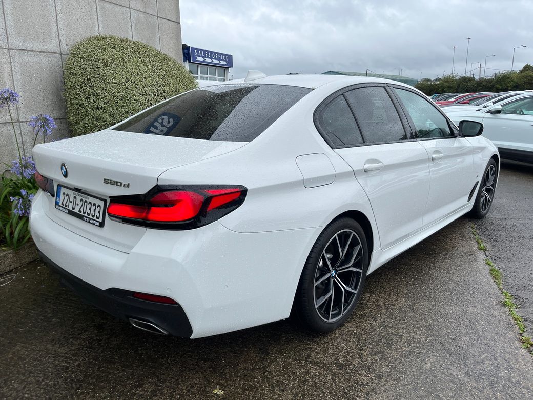 2022 BMW 5 Series