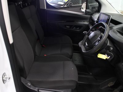 2023 Peugeot Partner