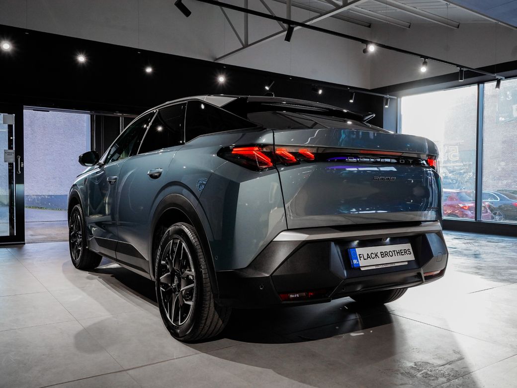 2025 Peugeot 3008