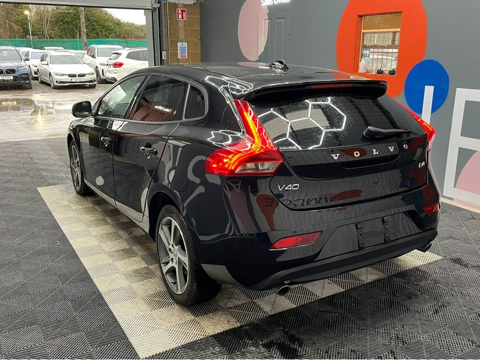 2018 Volvo V40