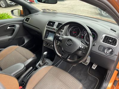 2017 Volkswagen Polo