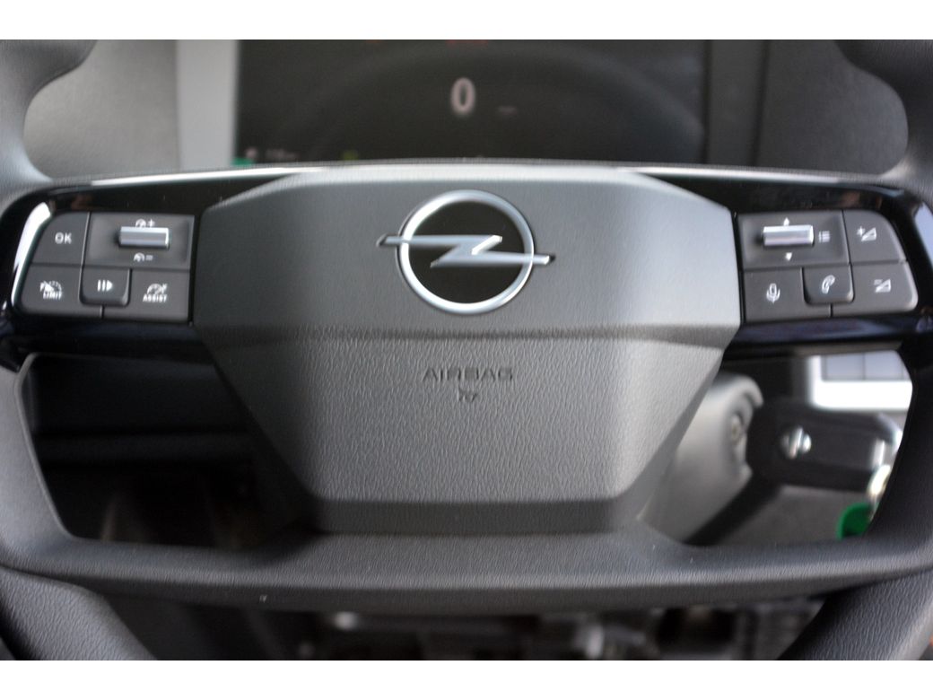2025 Opel Vivaro