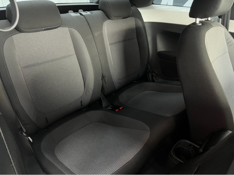 2016 Volkswagen Beetle