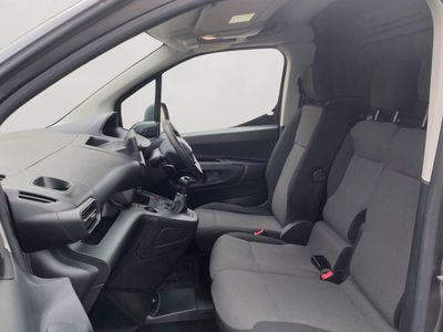 2021 Peugeot Partner