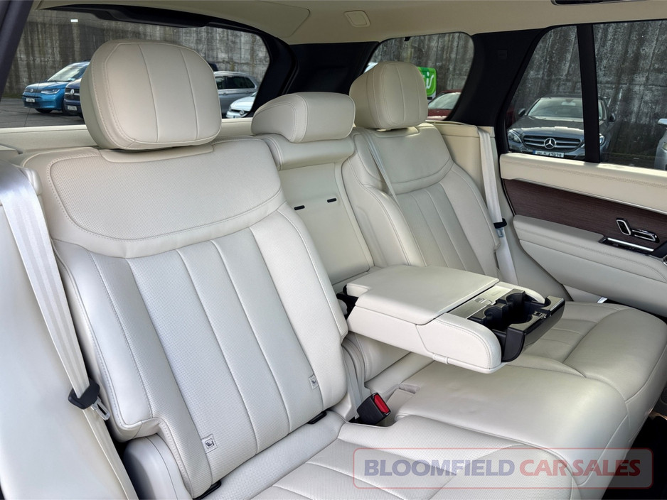 2025 Land Rover Range Rover