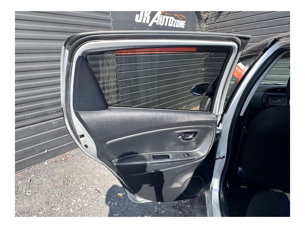 2016 Toyota Vitz
