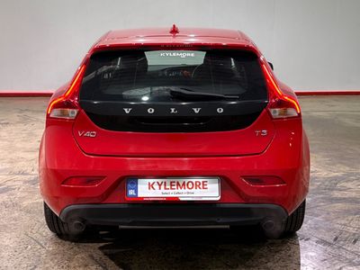 2019 Volvo V40