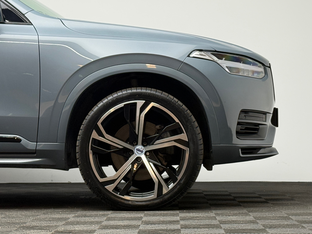 2022 Volvo XC90