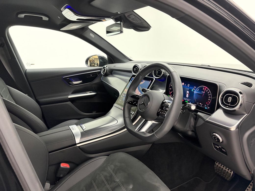2025 Mercedes-Benz GLC Class