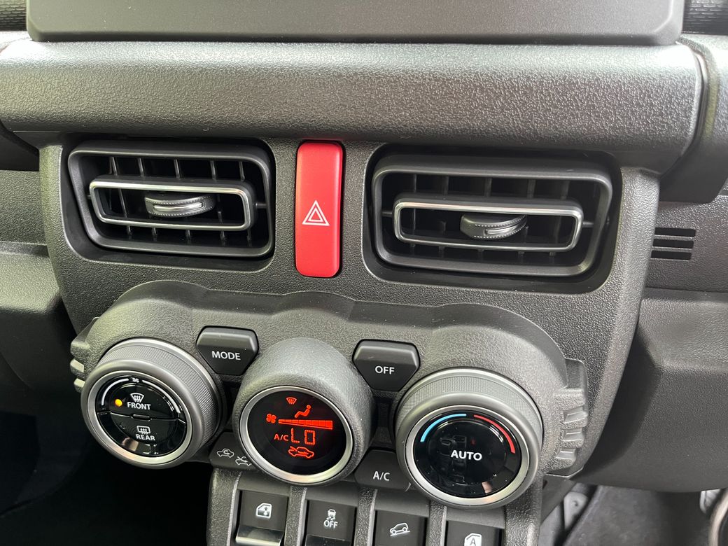 2025 Suzuki Jimny