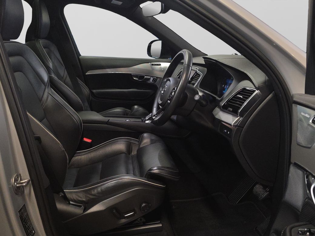 2023 Volvo XC90
