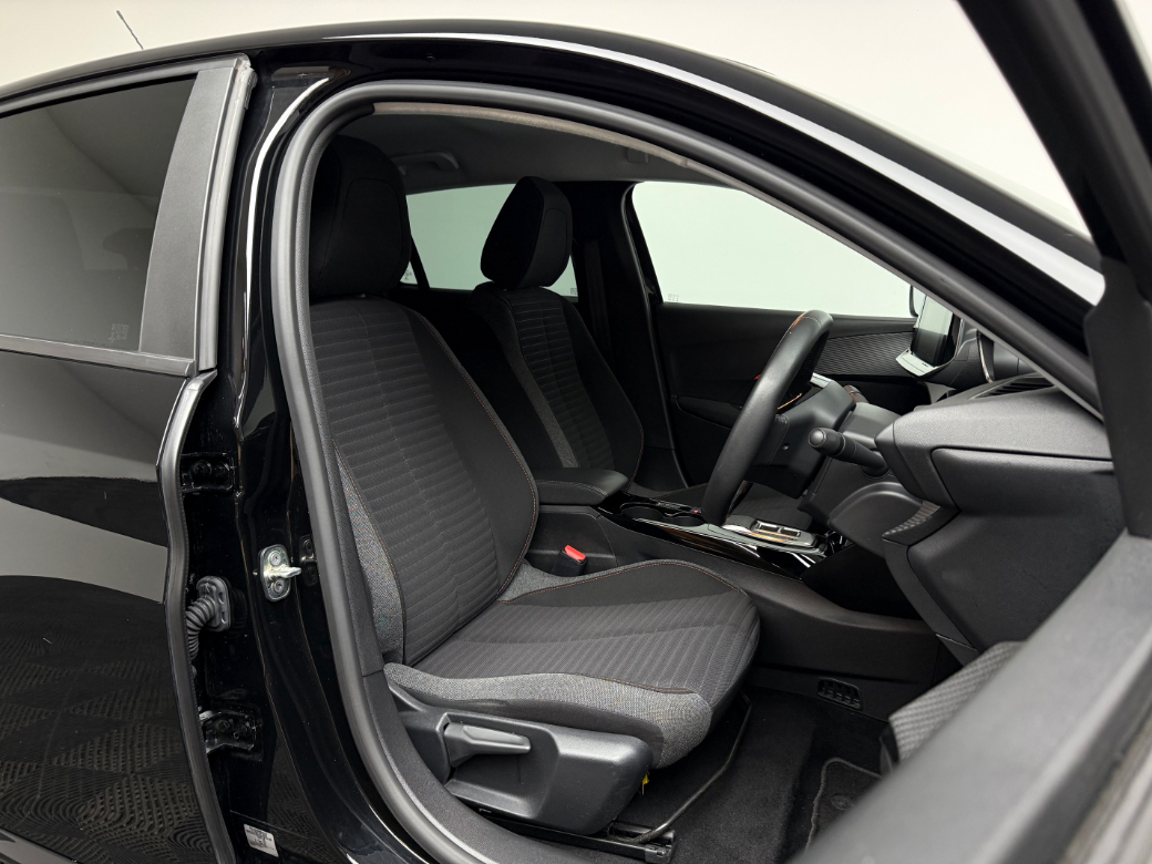 2022 Peugeot 208