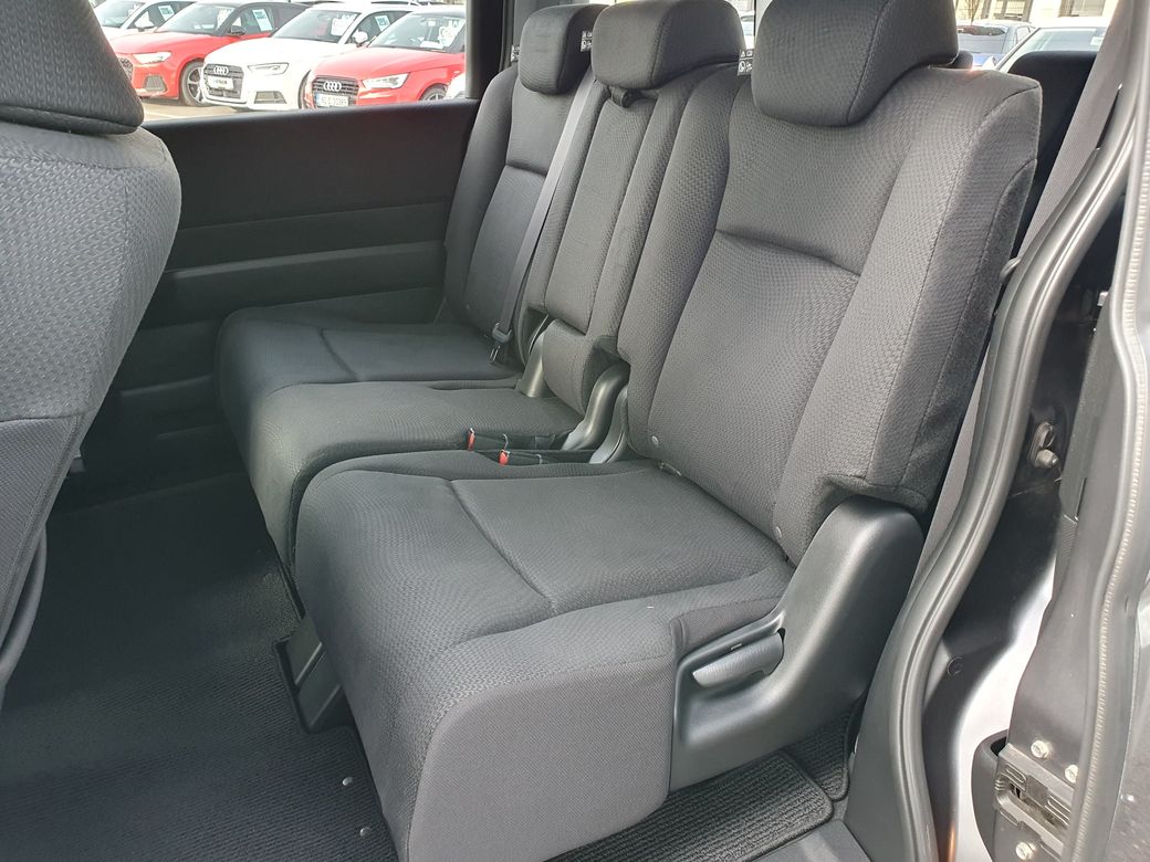 2015 Honda Stepwagon