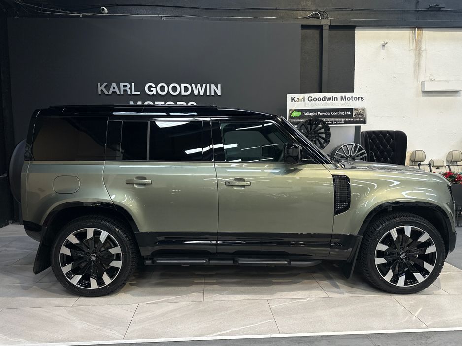 2025 Land Rover Defender