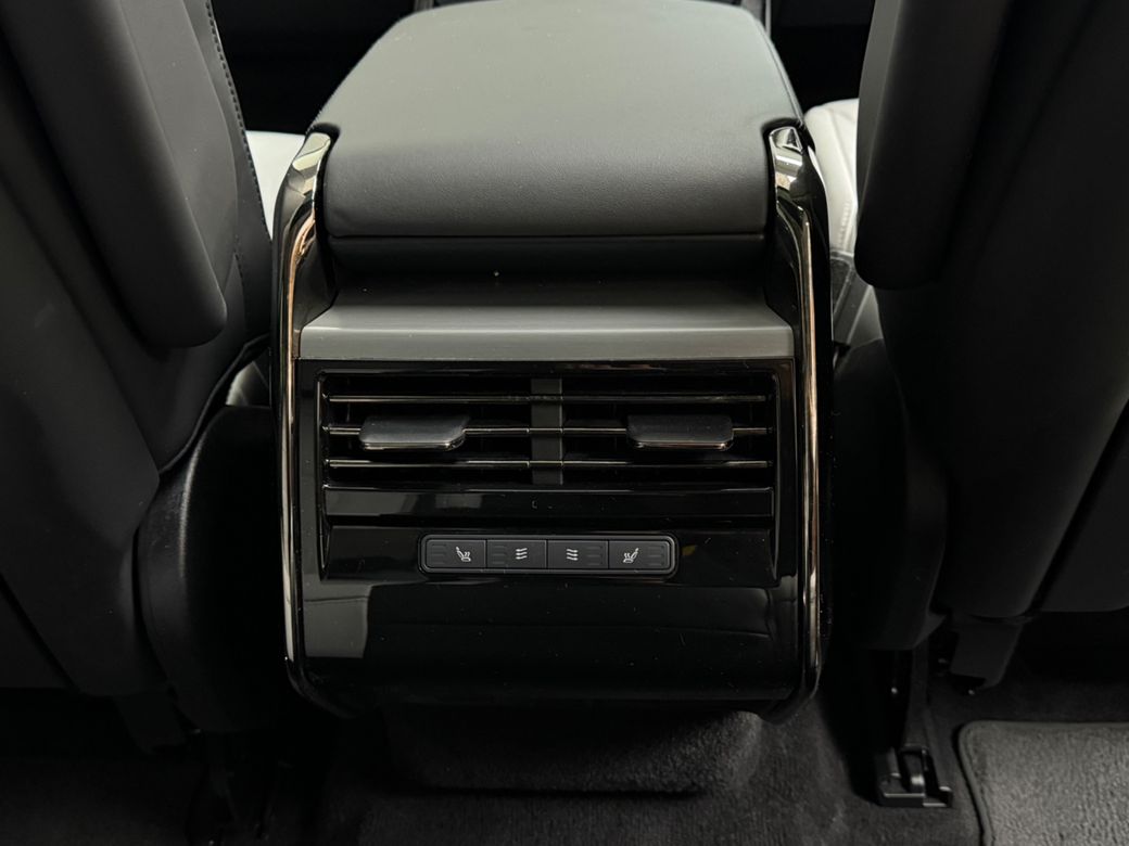 2024 Land Rover Range Rover Sport