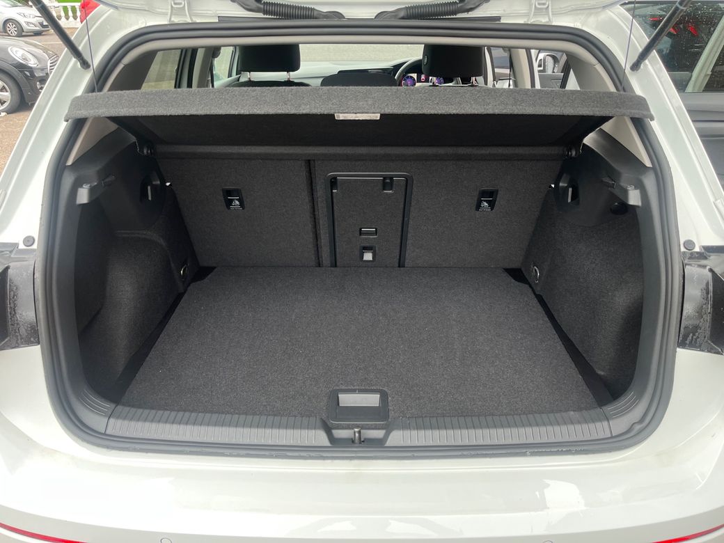 2023 Volkswagen Golf