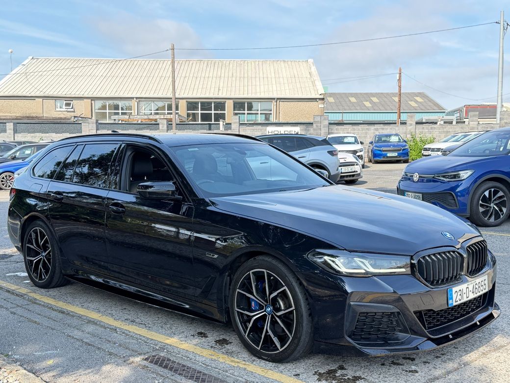 2023 BMW 530
