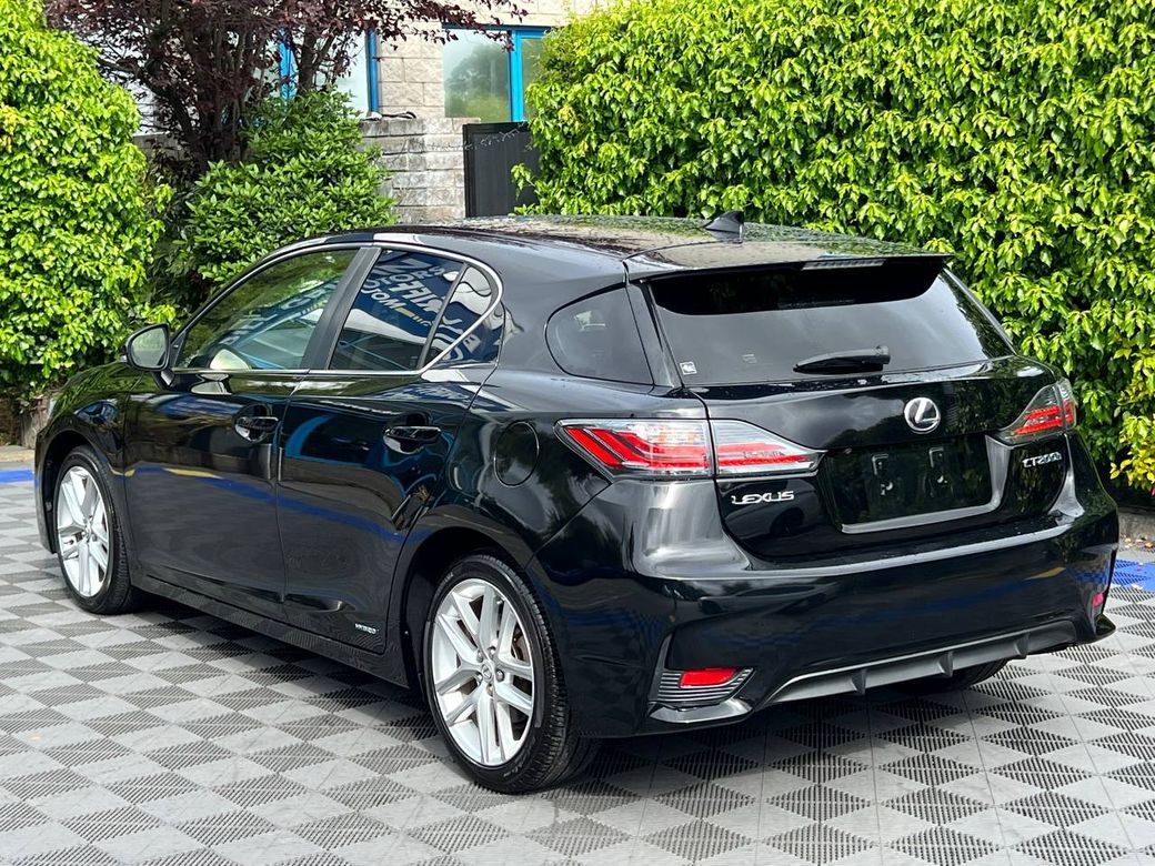 2017 Lexus CT 200h