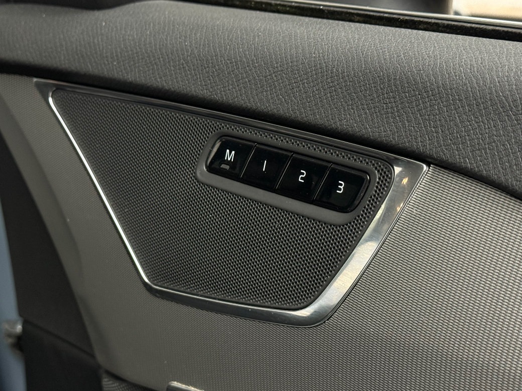 2023 Volvo XC90