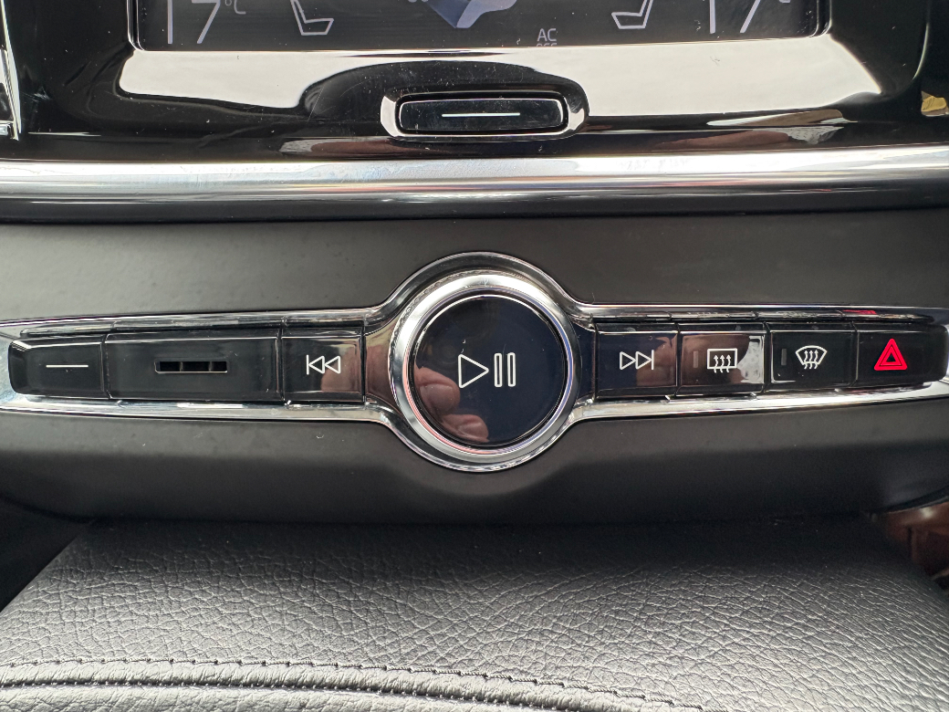 2018 Volvo S90