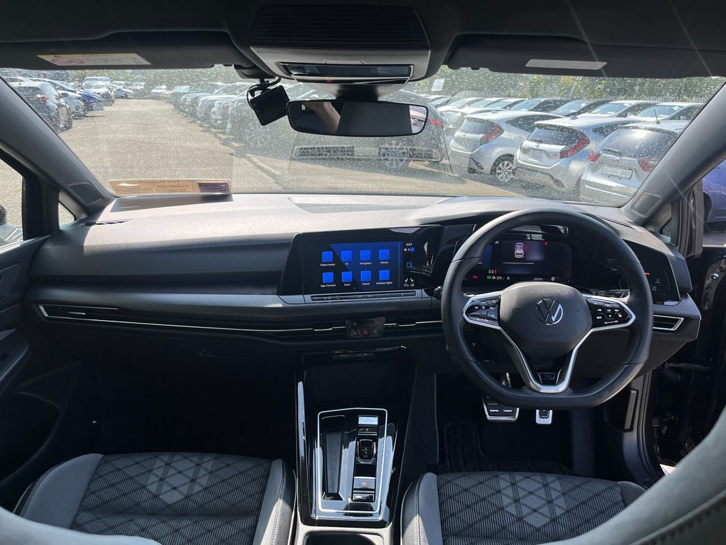 2023 Volkswagen Golf