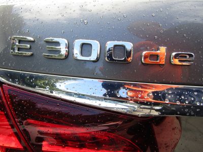 2022 Mercedes-Benz E 300