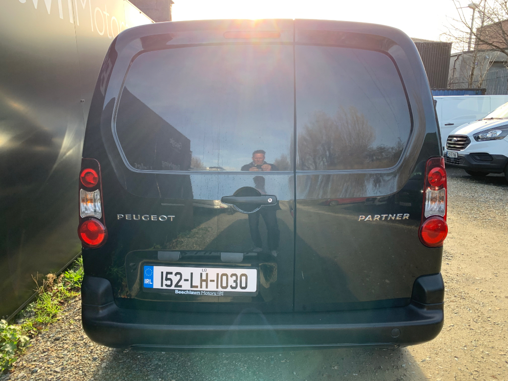 2015 Peugeot Partner