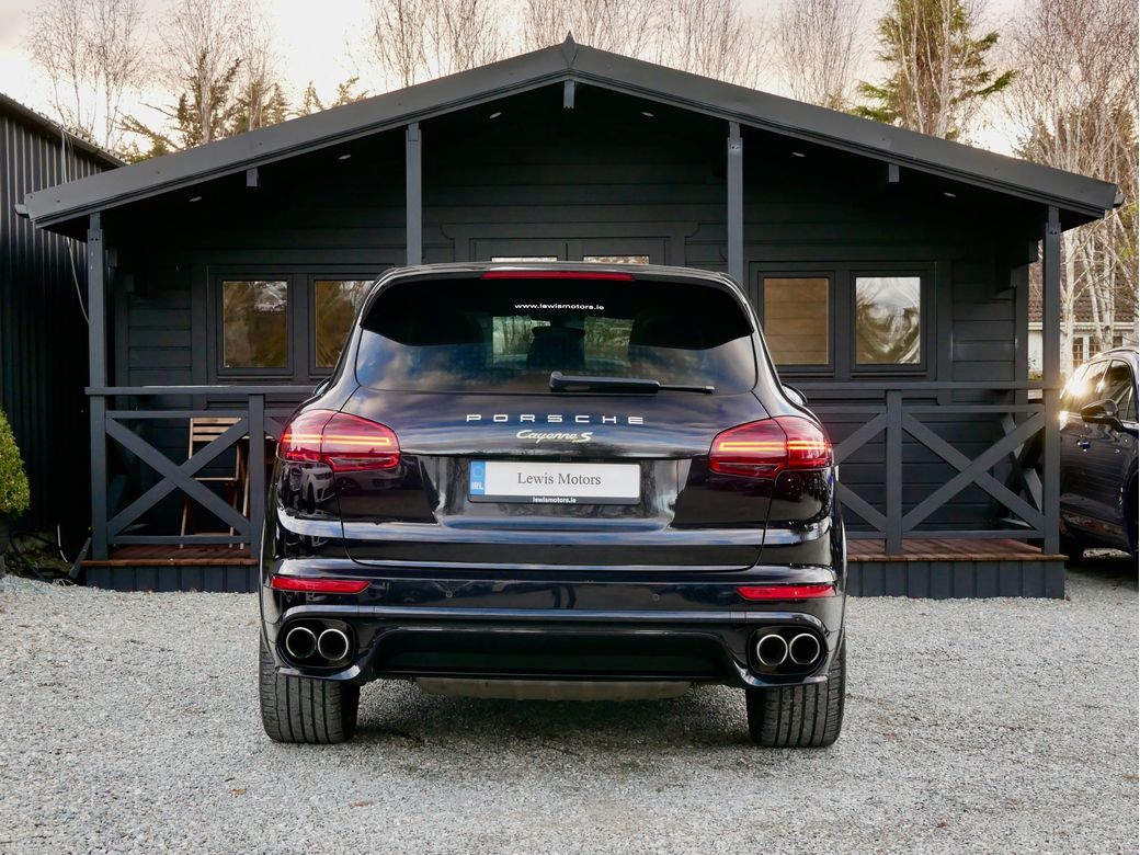 2017 Porsche Cayenne