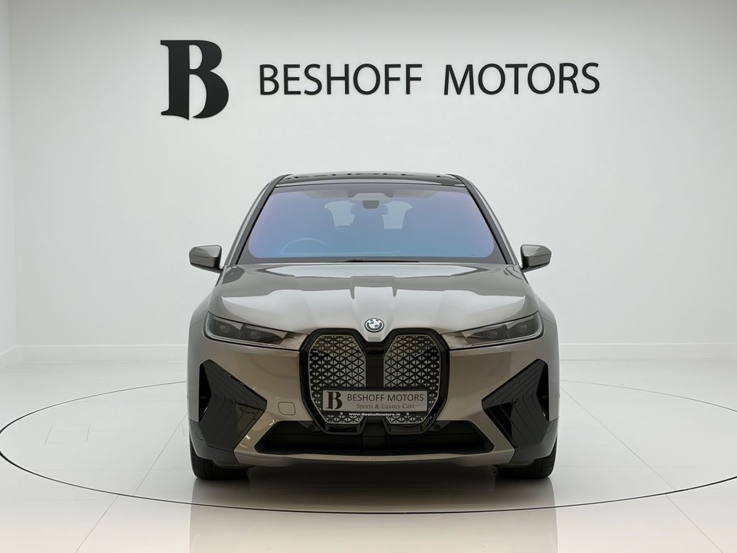 2025 BMW iX