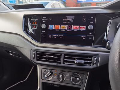 2018 Volkswagen Polo