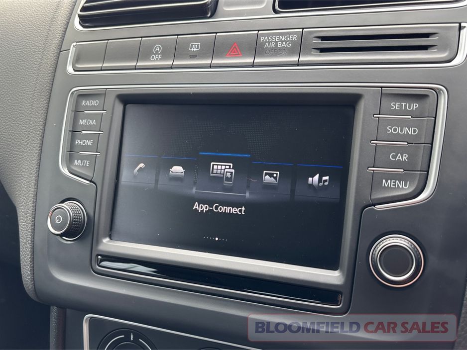 2017 Volkswagen Polo