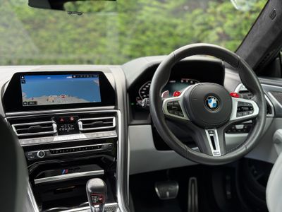 2020 BMW M8