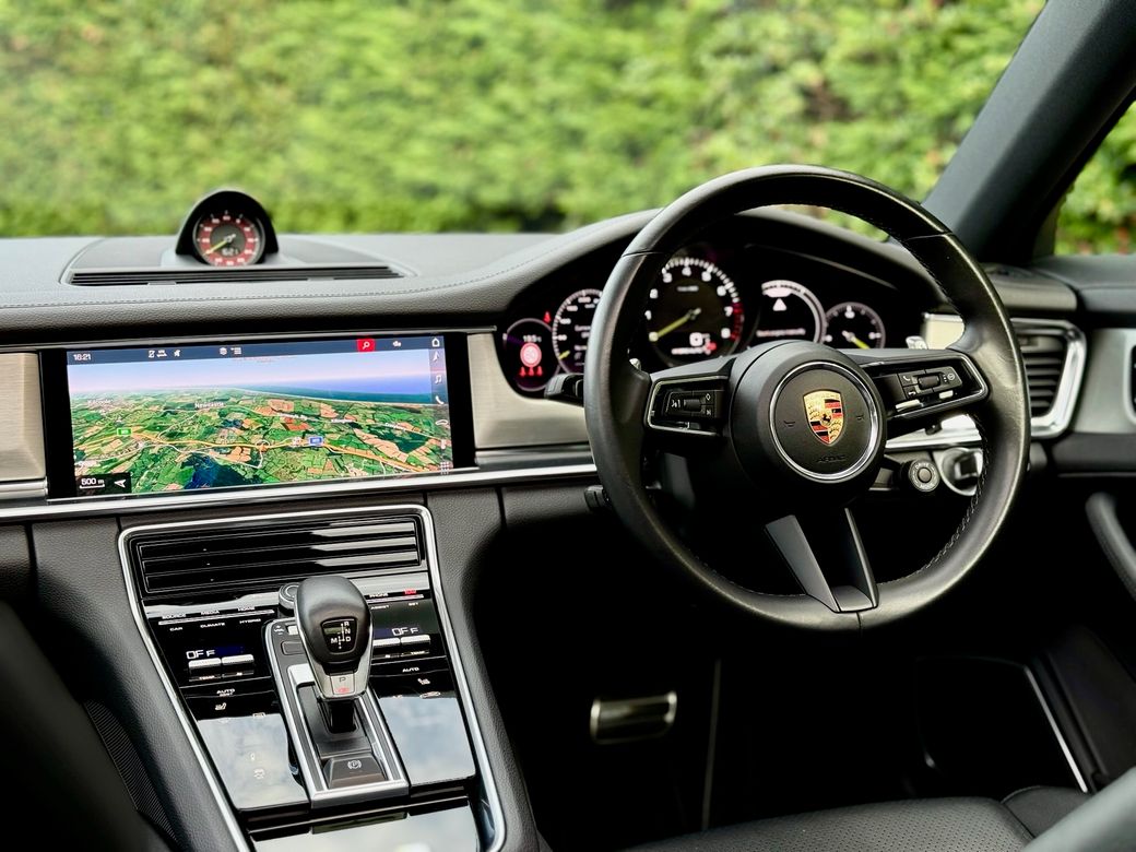 2021 Porsche Panamera