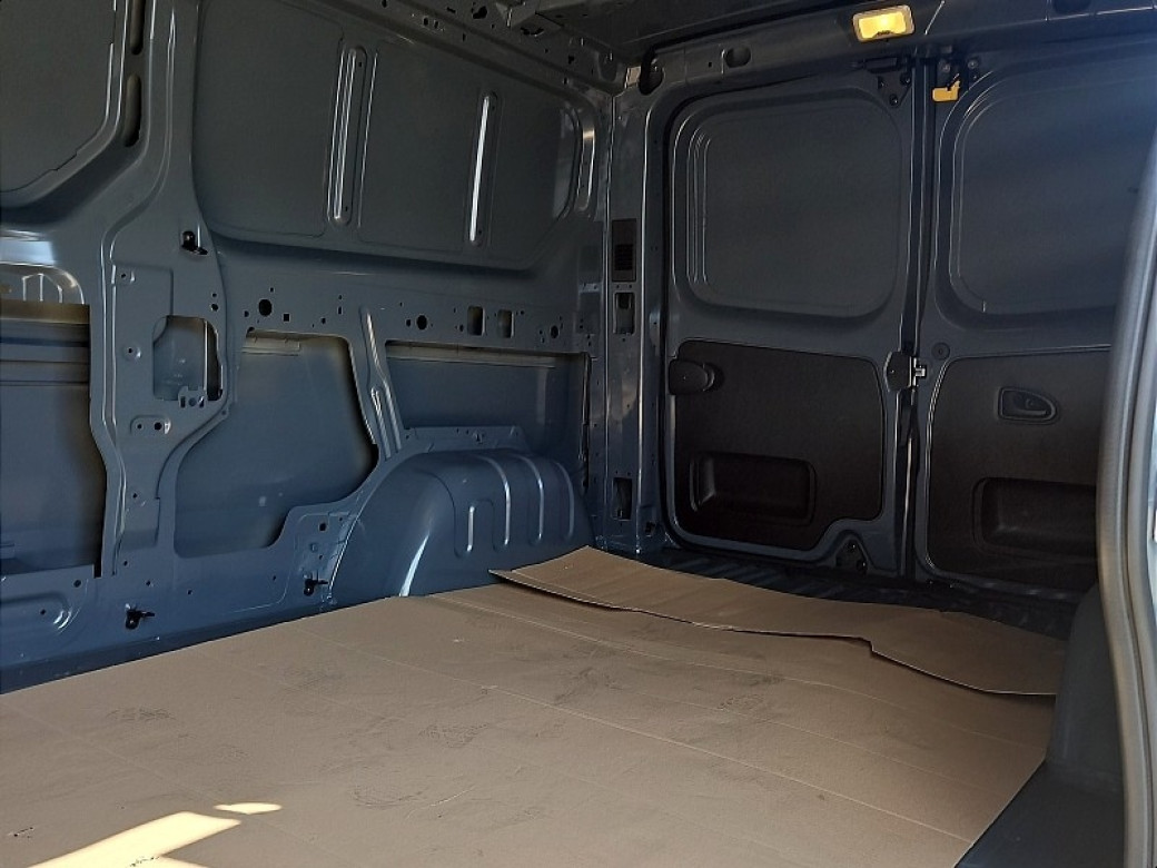 2025 Renault Trafic