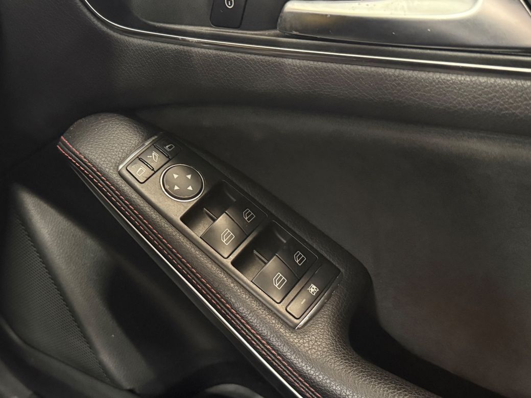 2013 Mercedes-Benz A 180