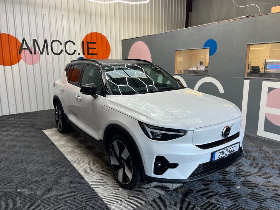 2023 Volvo XC40