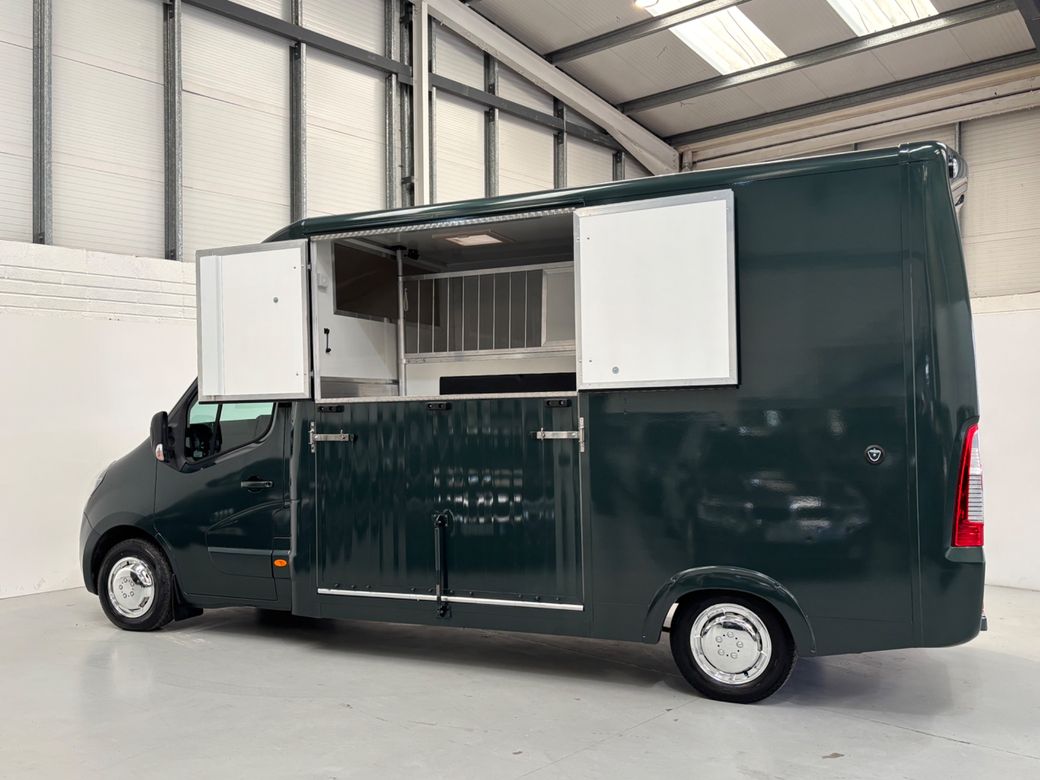 2021 Vauxhall Movano