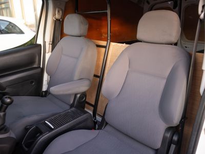 2014 Peugeot Partner