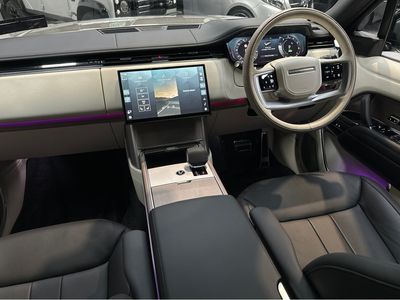 2025 Land Rover Range Rover
