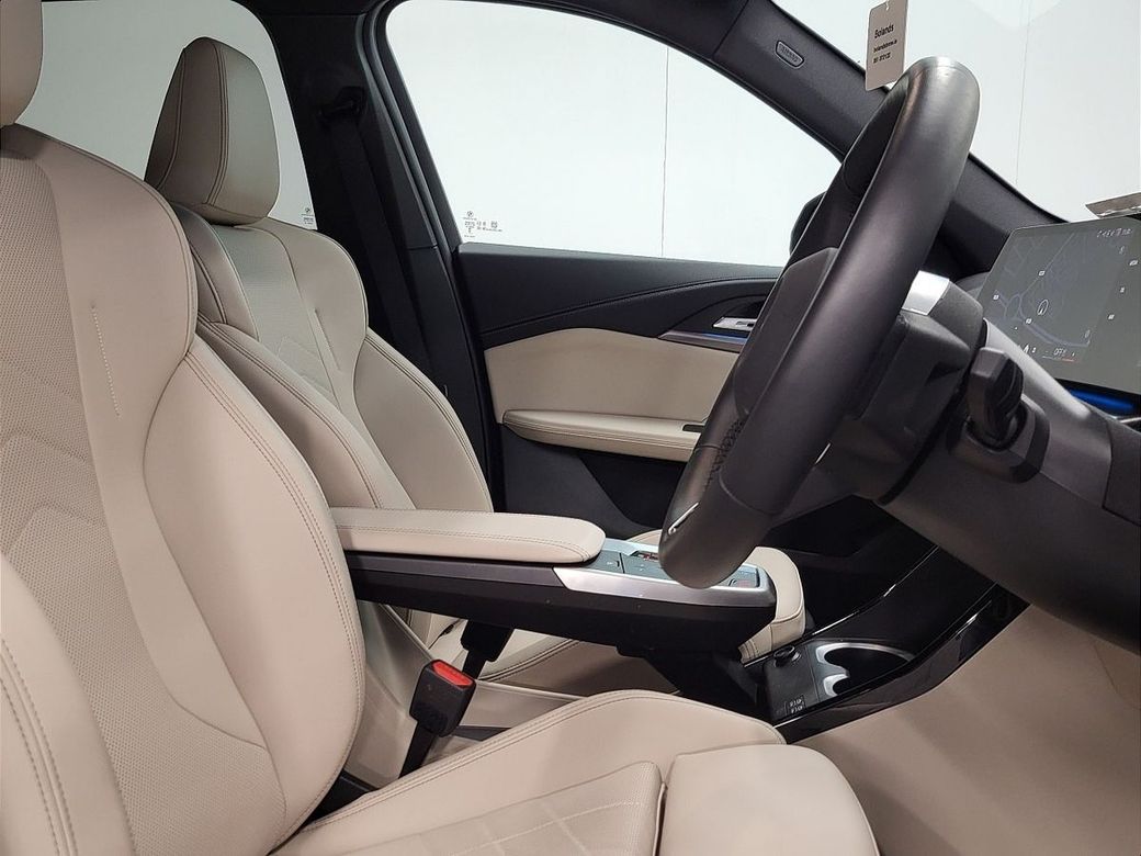 2025 BMW iX1