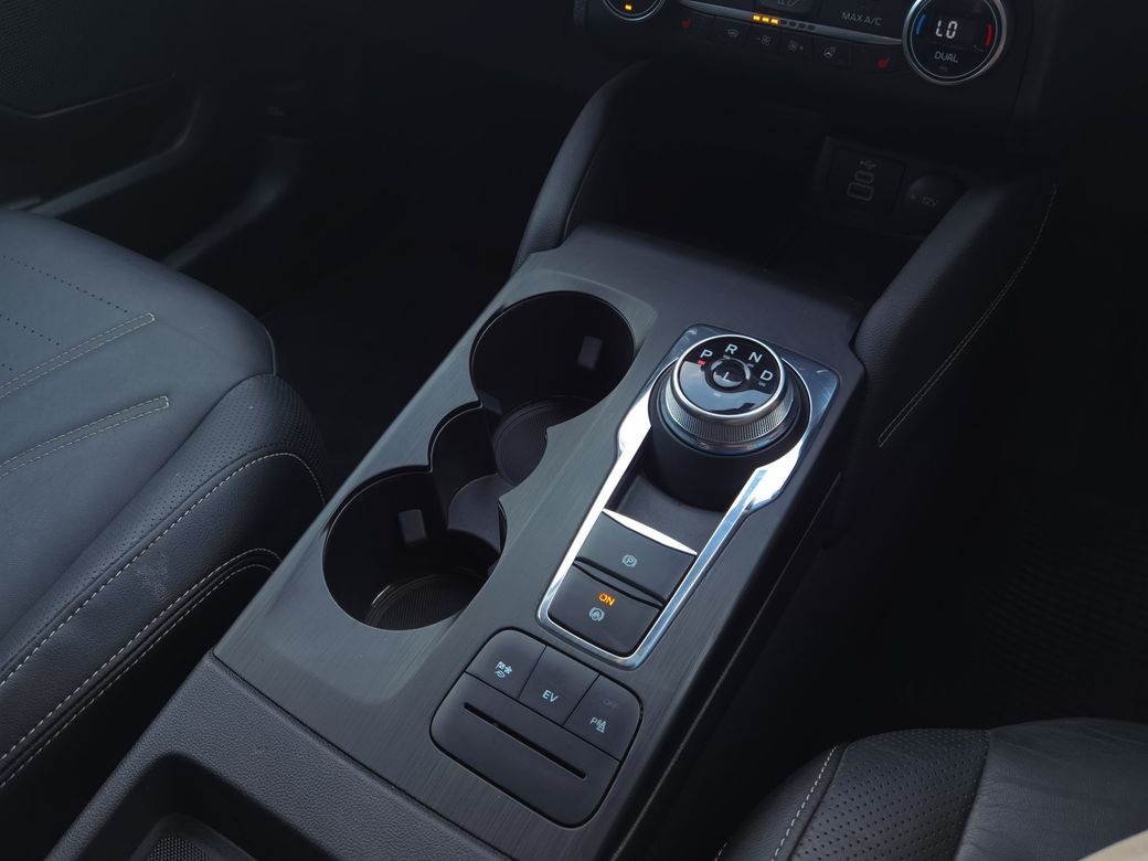 2023 Ford Kuga