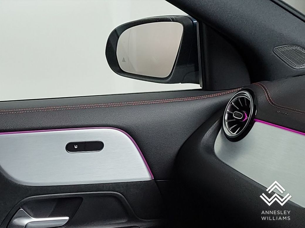 2021 Mercedes-Benz EQA