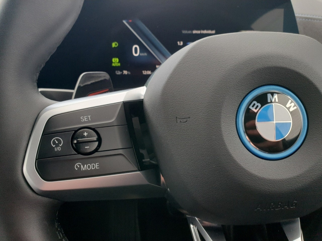 2025 BMW iX2