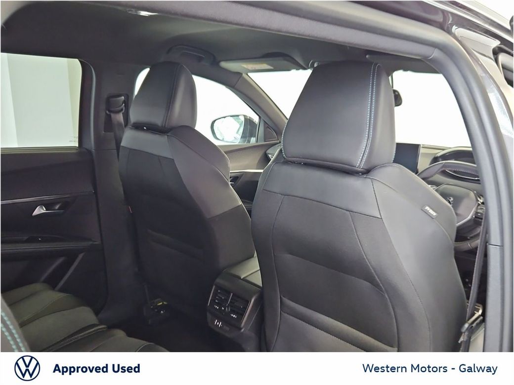 2025 Peugeot 5008
