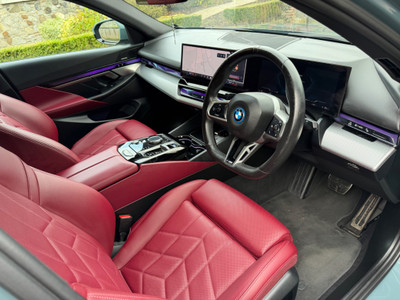 2024 BMW i5