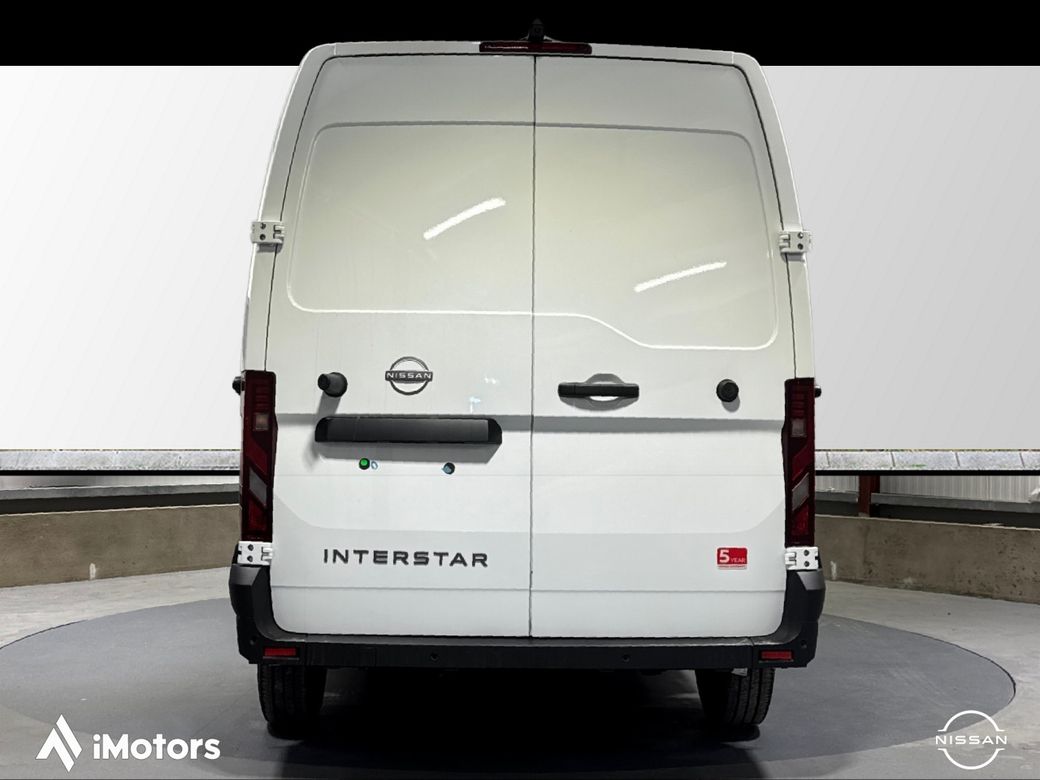 2025 Nissan Interstar
